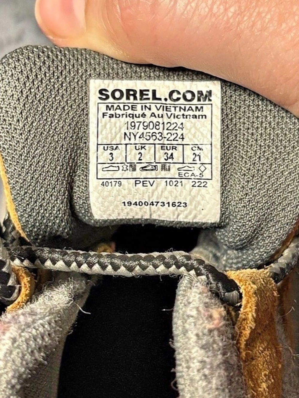 Sorel - Picture 4 of 4